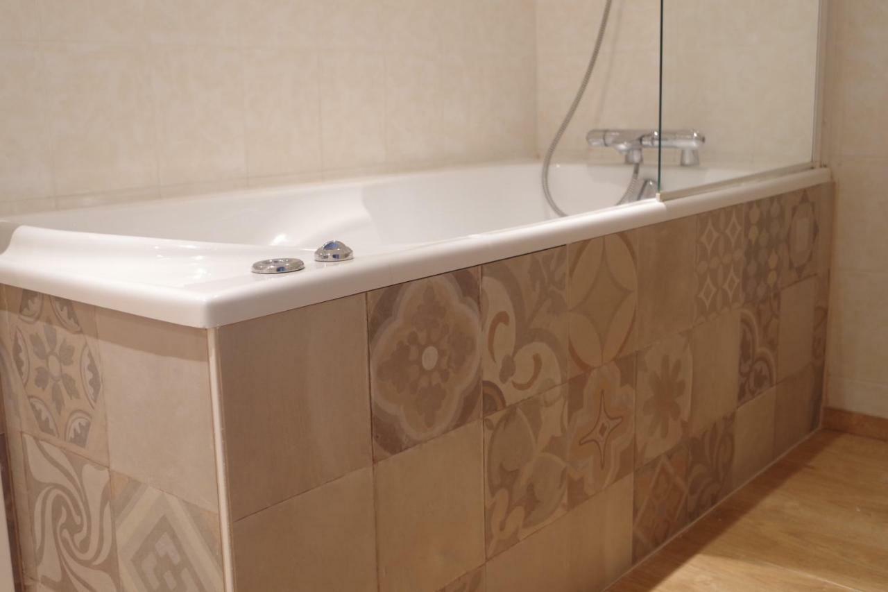 Bed and Breakfast Logis De La Clartiere Falleron Экстерьер фото