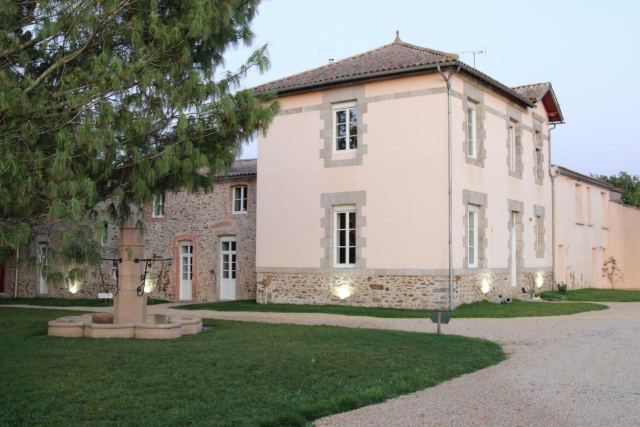 Bed and Breakfast Logis De La Clartiere Falleron Экстерьер фото