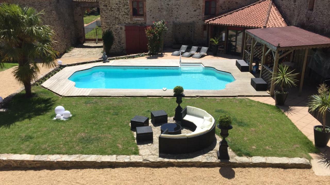 Bed and Breakfast Logis De La Clartiere Falleron Экстерьер фото
